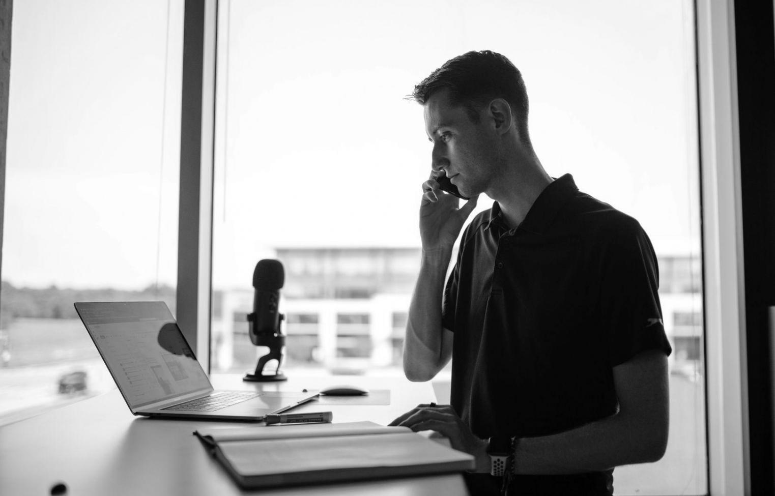 Persönliche Finanzberatung in entspannter Atmosphäre